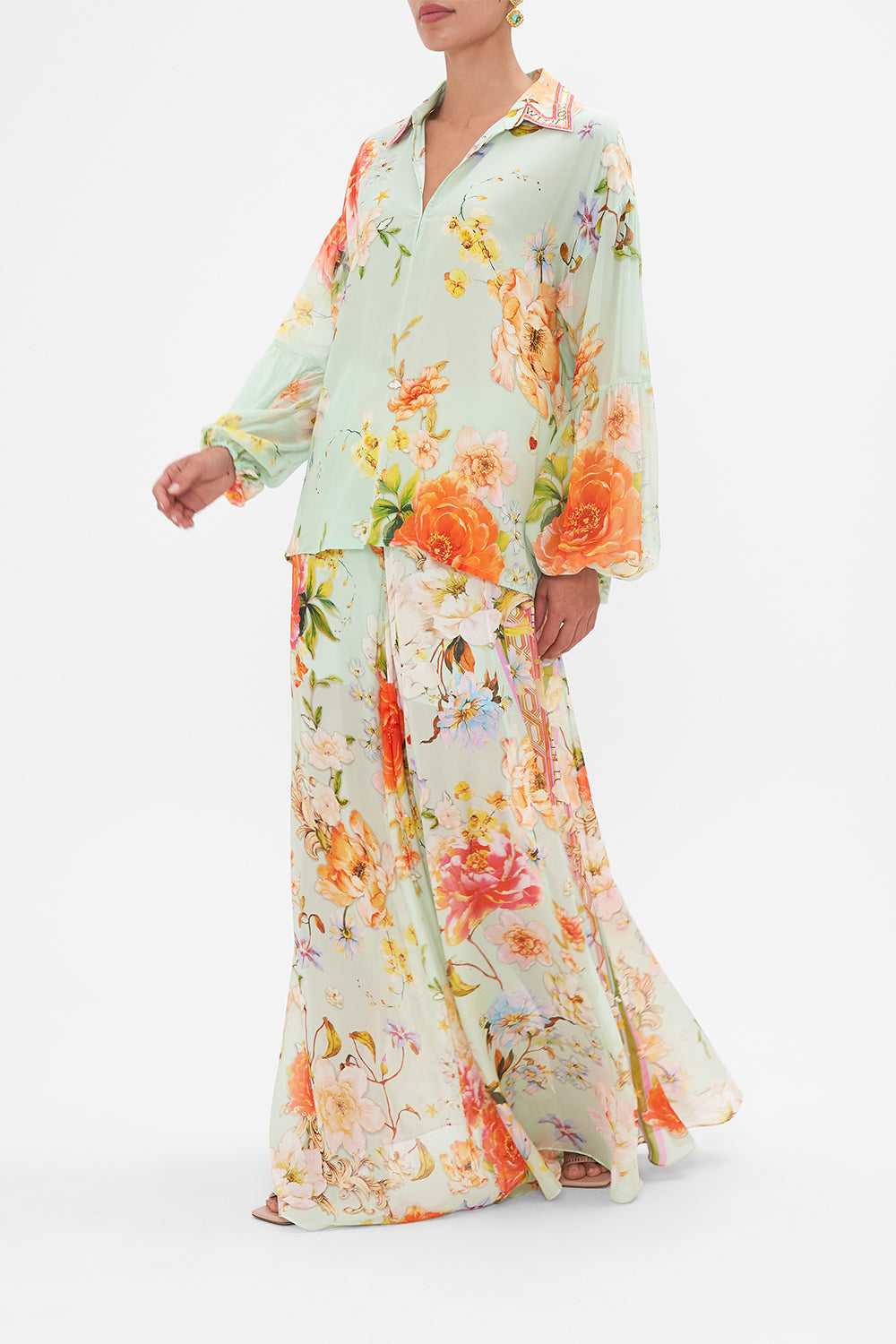 VINTAGE COLLAR BLOUSE TALK THE WALK