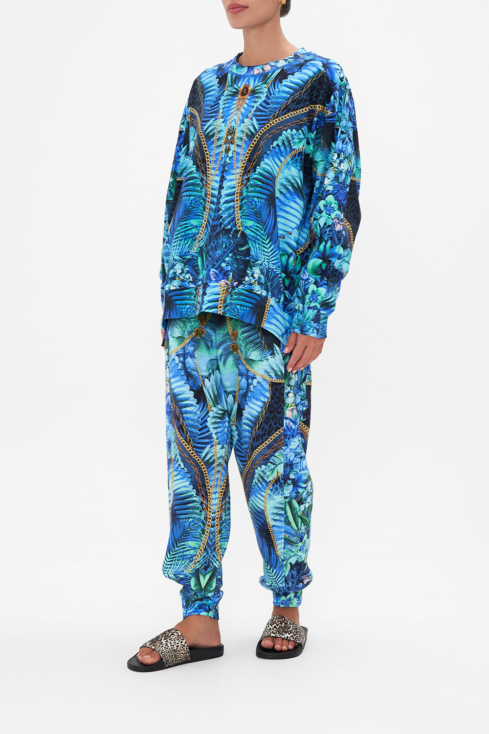 SIDE ZIP CONTRAST STRIPE OVERSIZED SWEATER SONG OF THE JUNGLE