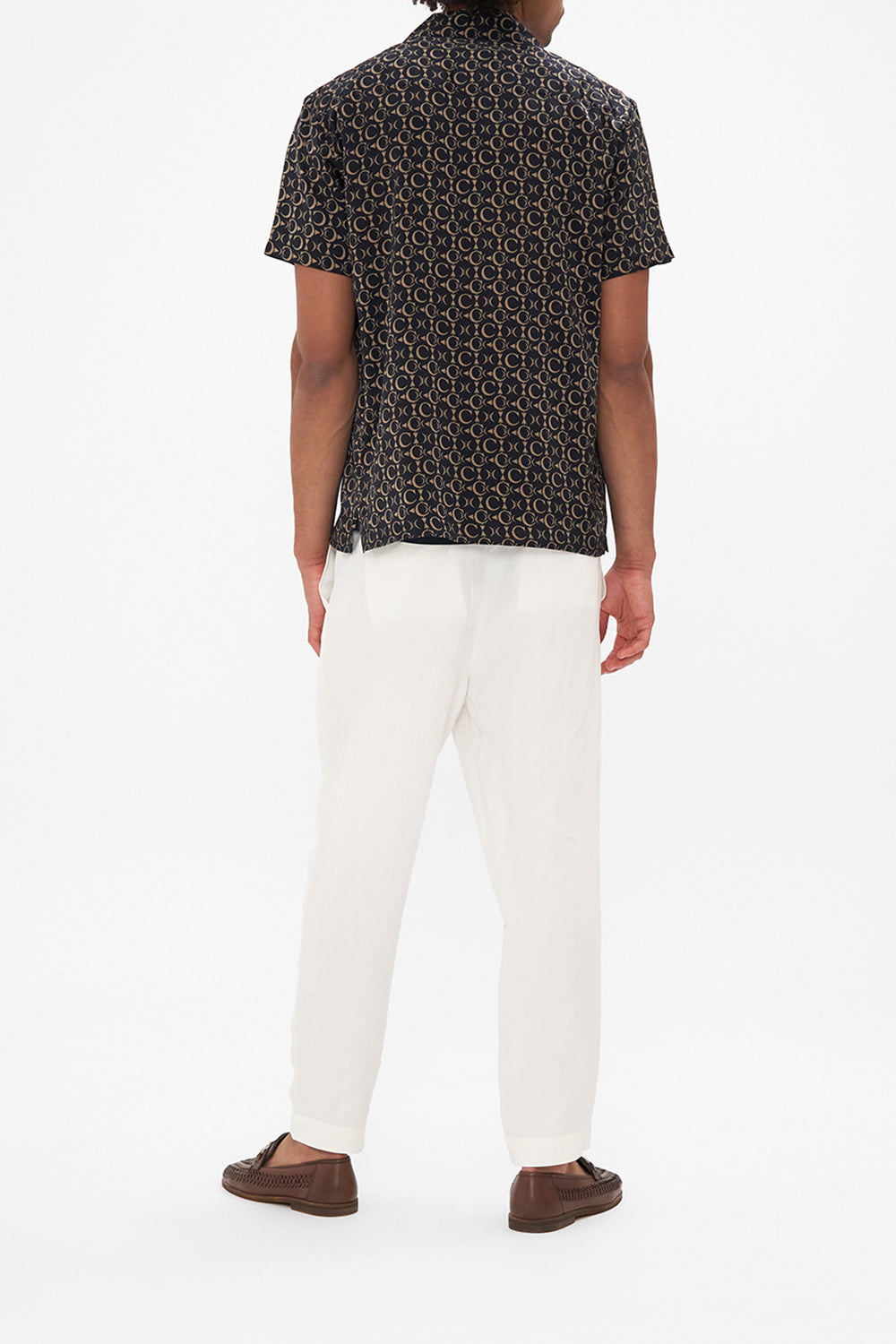 SHORT SLEEVE CAMP COLLARED SHIRT A NIGHT AT THE OPERA