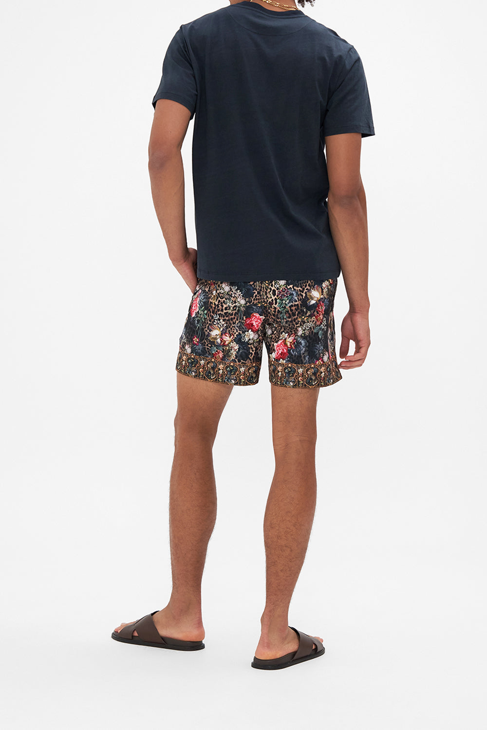 RELAXED FIT TEE A NIGHT AT THE OPERA