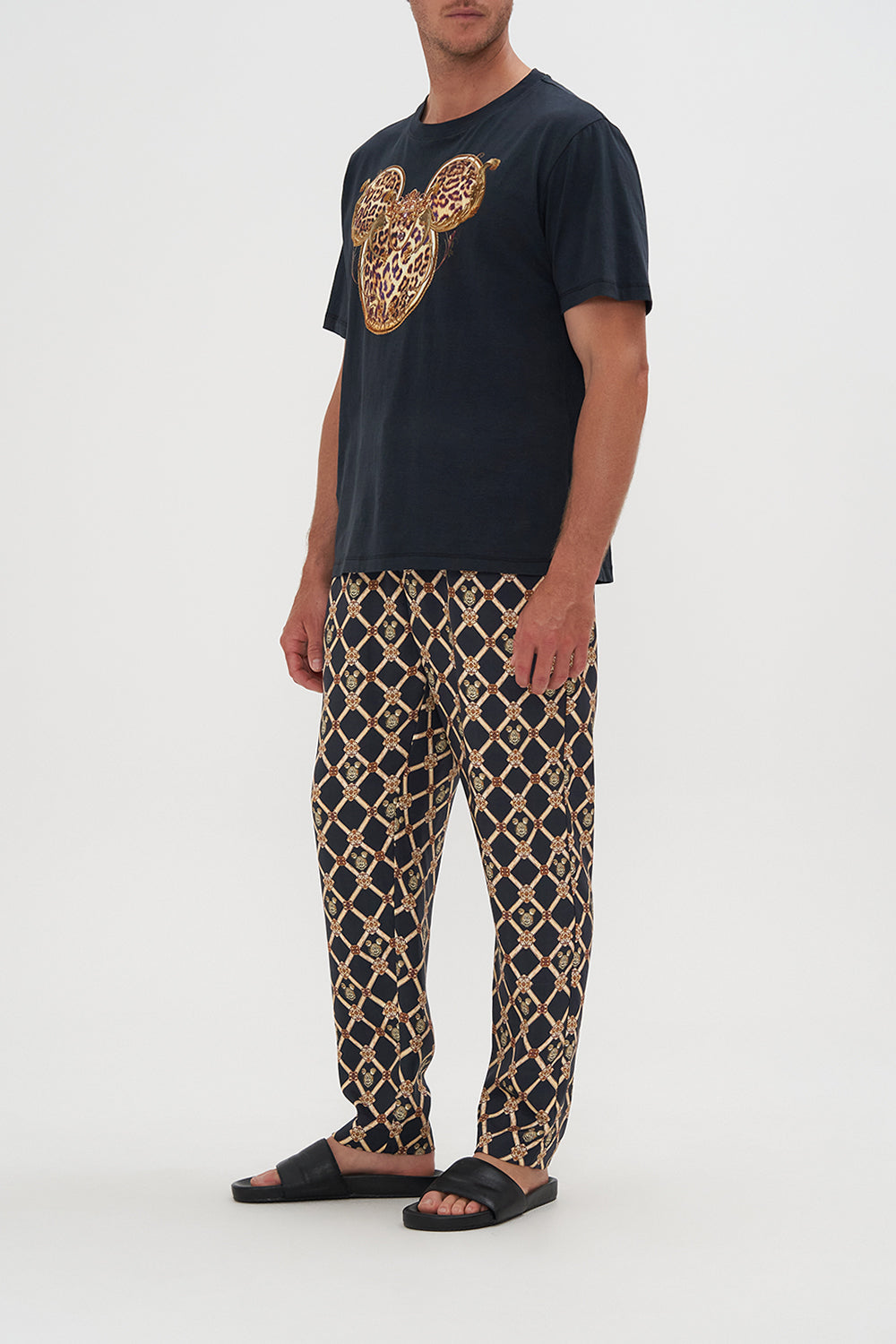 RELAXED FIT TEE MICKEYS KINGDOM