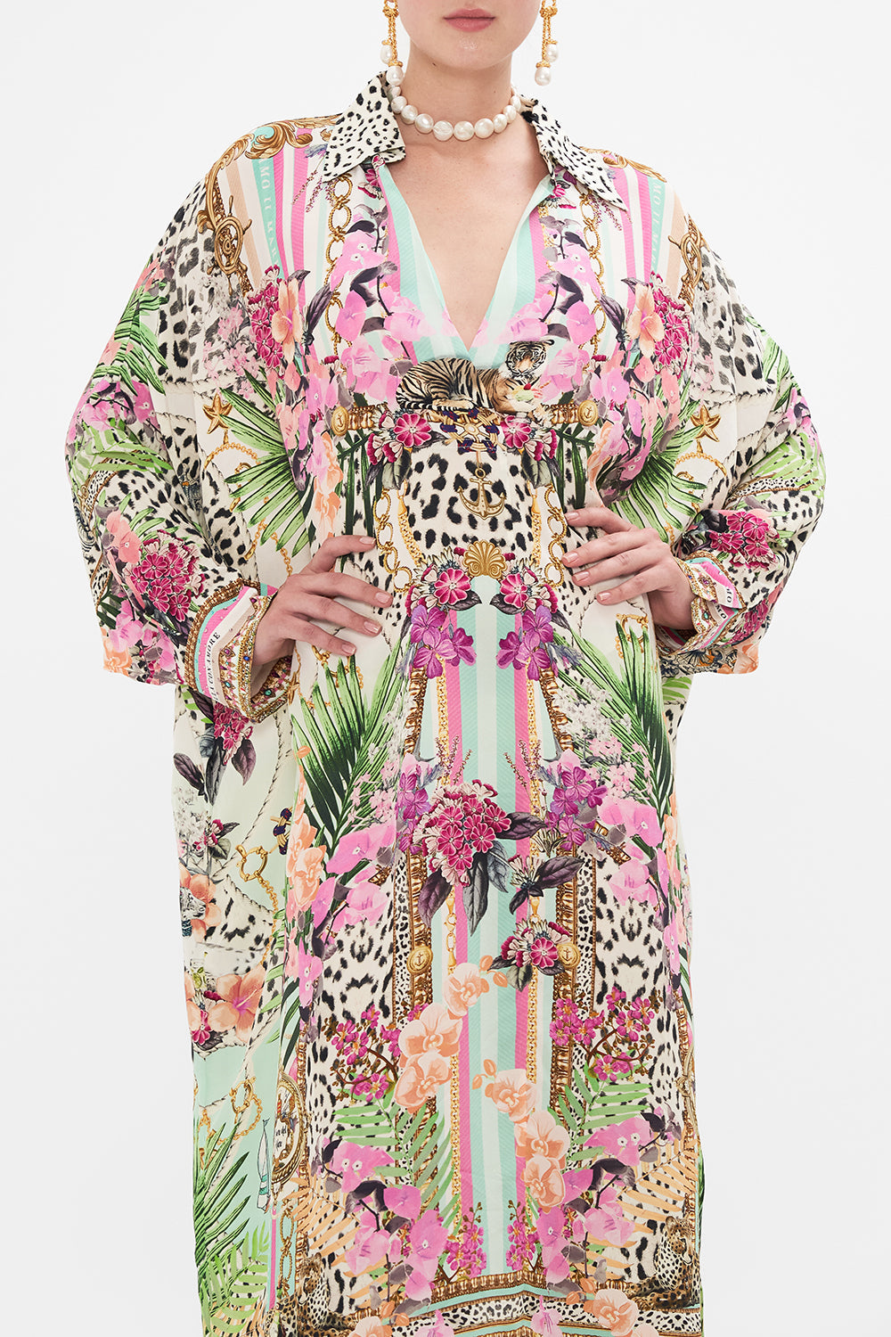 WING COLLAR KAFTAN DEAR AMORE MIO