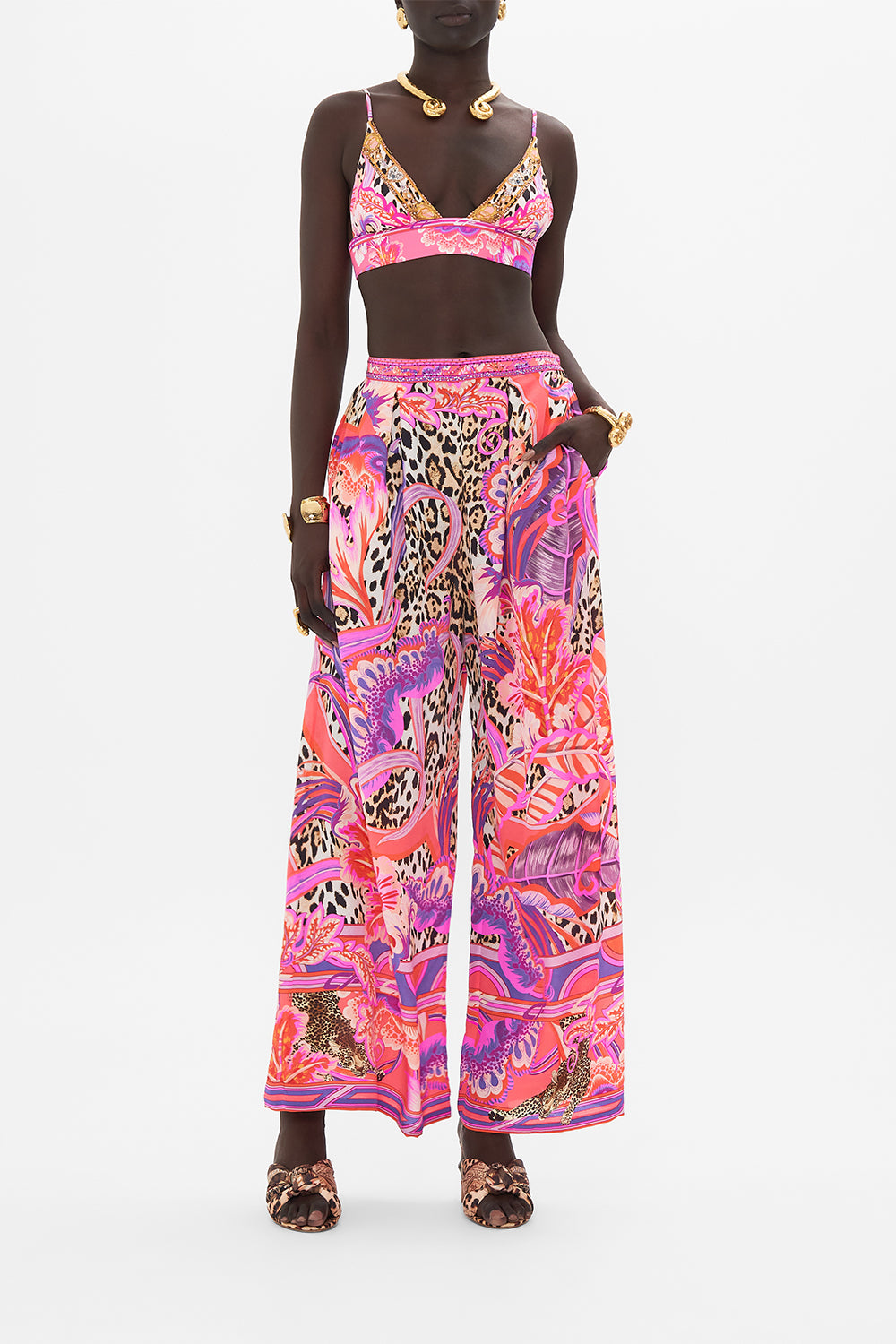 Front view of model wearig CAMILLA lingerie bra in Viola Vintage print