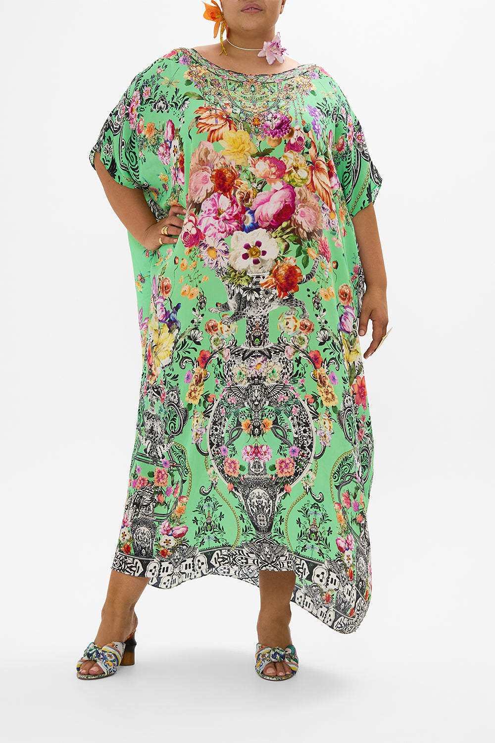 ROUND NECK KAFTAN PORCELAIN DREAM