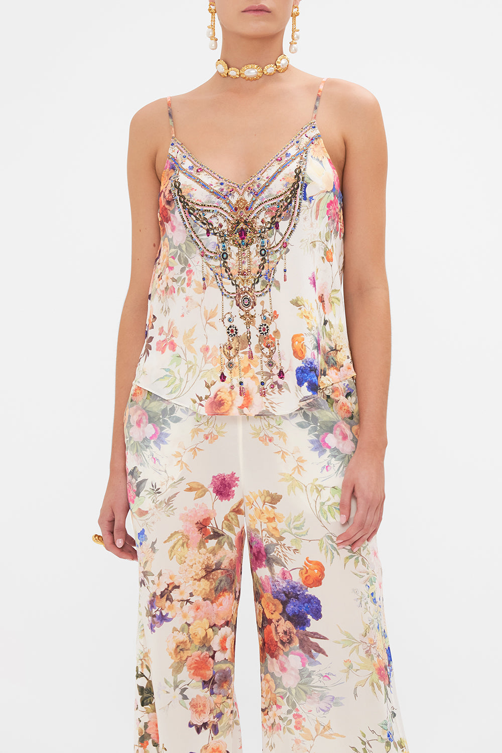 V-NECK BIAS CAMI FRIENDS WITH FRESCOS