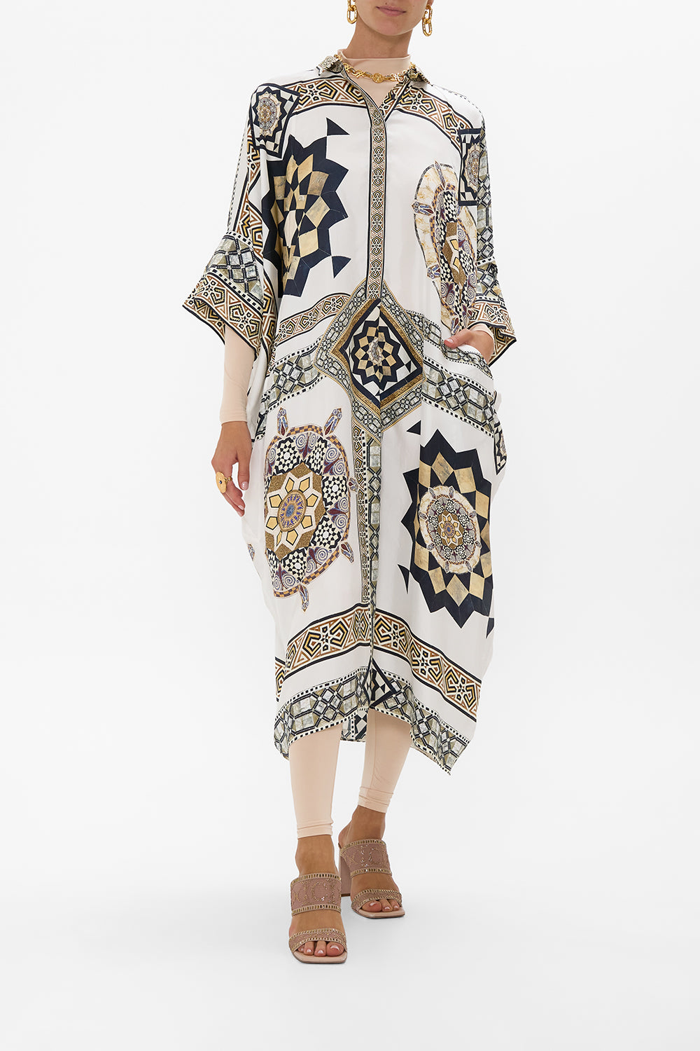 BATWING KAFTAN TILE STYLE