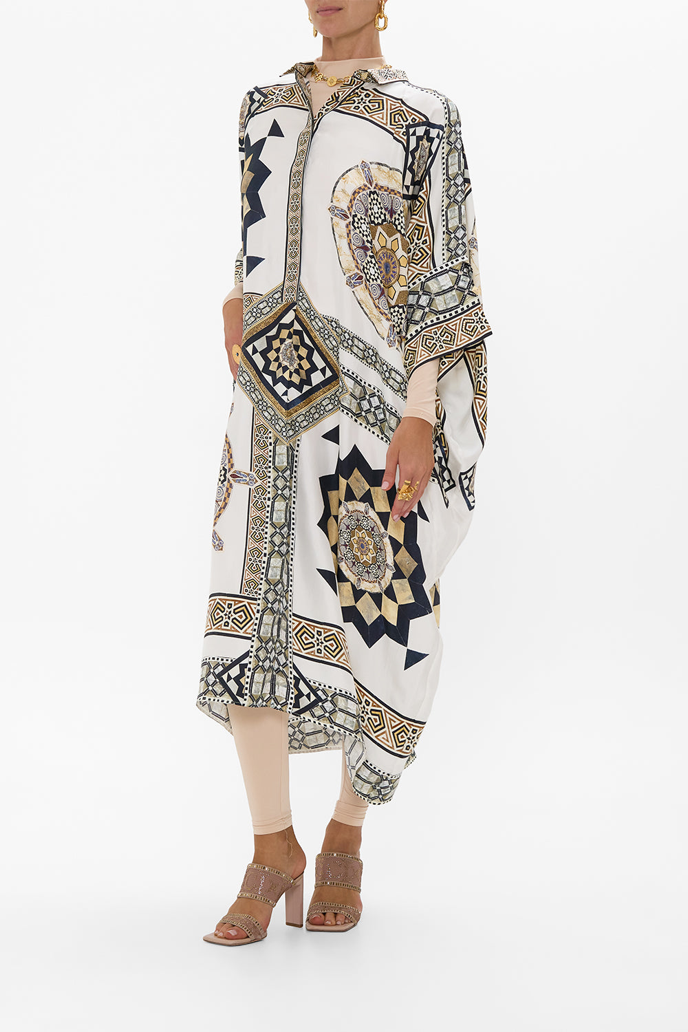 BATWING KAFTAN TILE STYLE