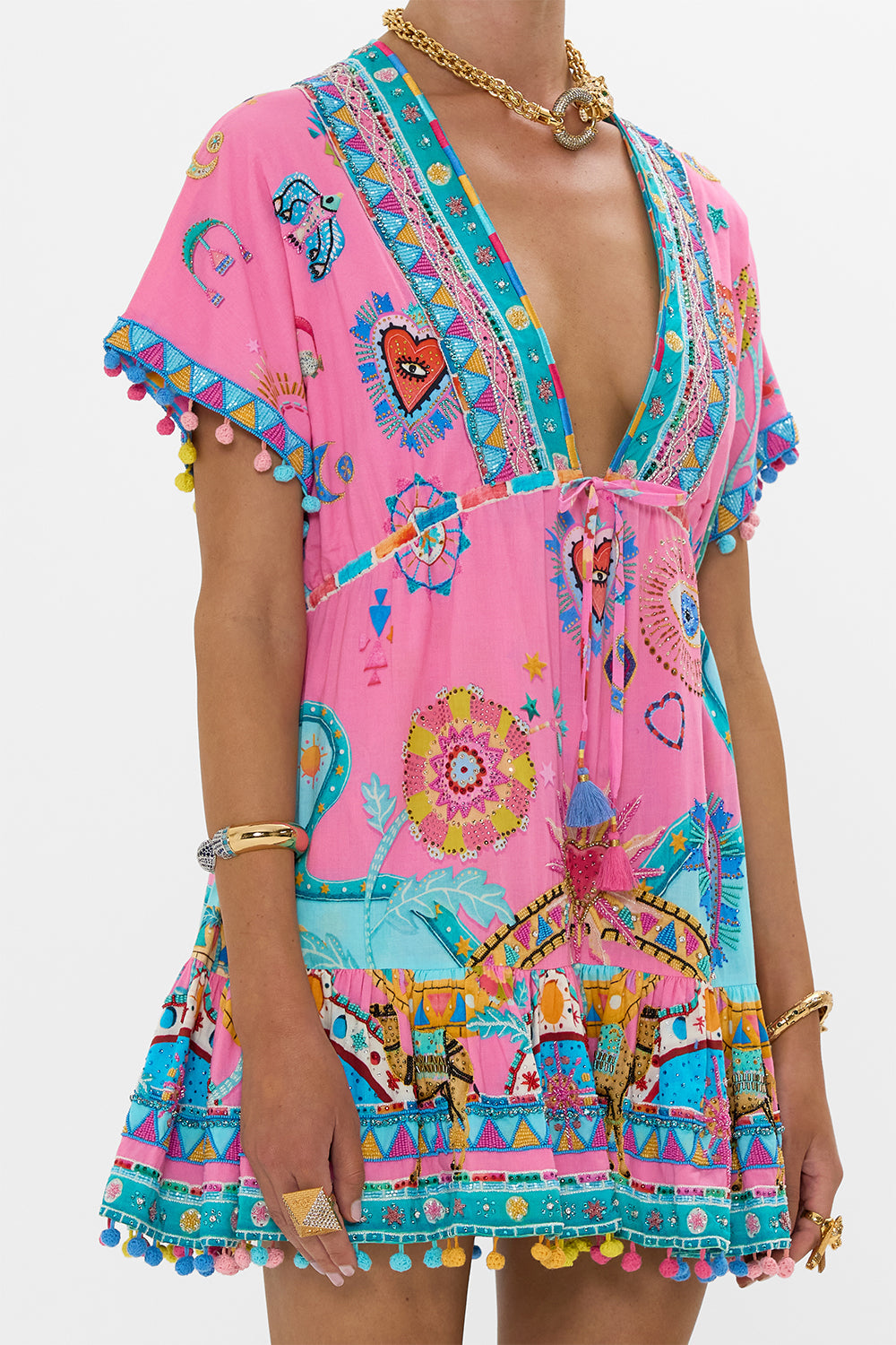 SHORT V NECK EMBROIDERED DRESS RAINBOW ROADS