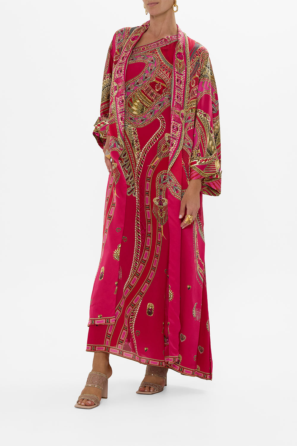 LONG ROBE WITH NARROW COLLAR KISSED BY A COBRA