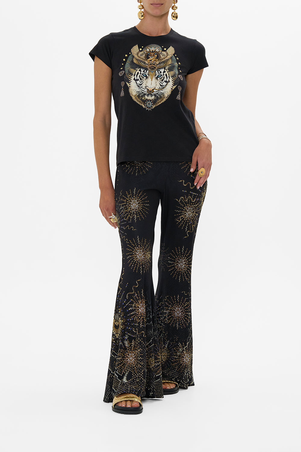 SLIM FIT ROUND NECK T-SHIRT - BLK/GOLD CALL ME CLEOPATRA