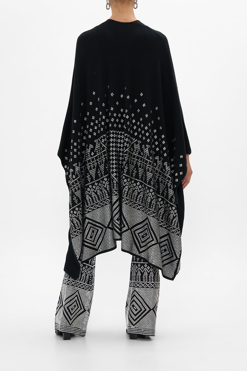 THROW OVER THE EGYPT EFFECT