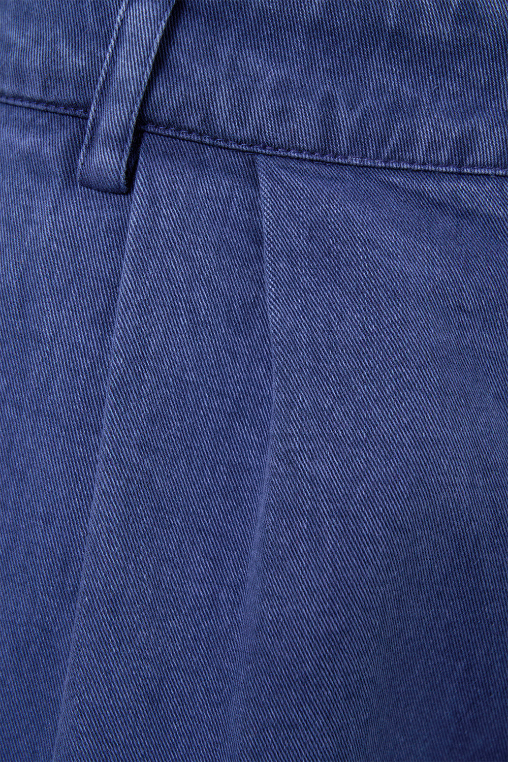 STRAIGHT LEG PLEATED CHINO SONG OF SAINT ANTHONY