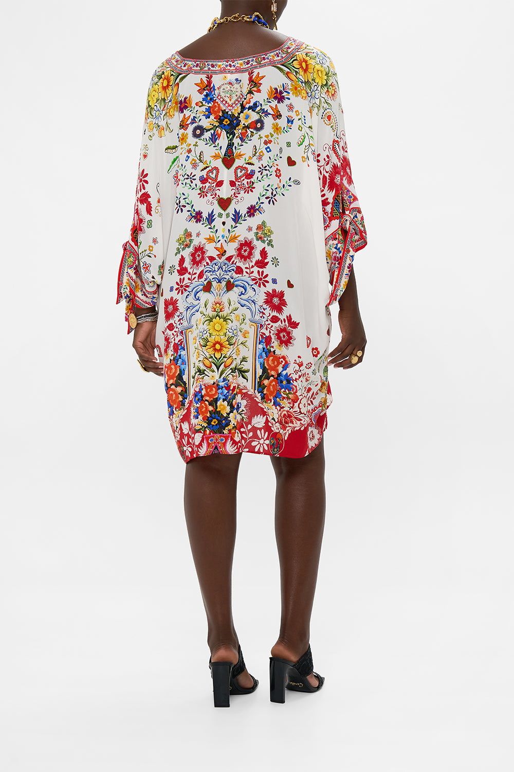 TIE SLEEVE SHORT V NECK KAFTAN FAITH, LUCK & JUSTICE