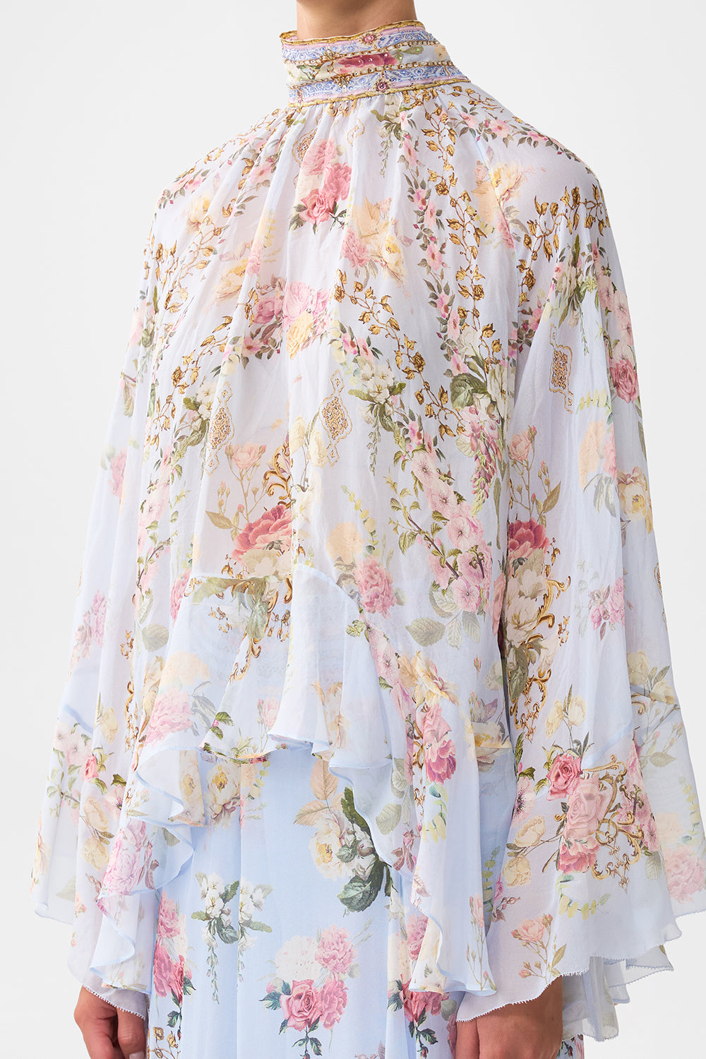 COLLARED LONG SLEEVE TOP WITH RUFFLES TILED IN TIME