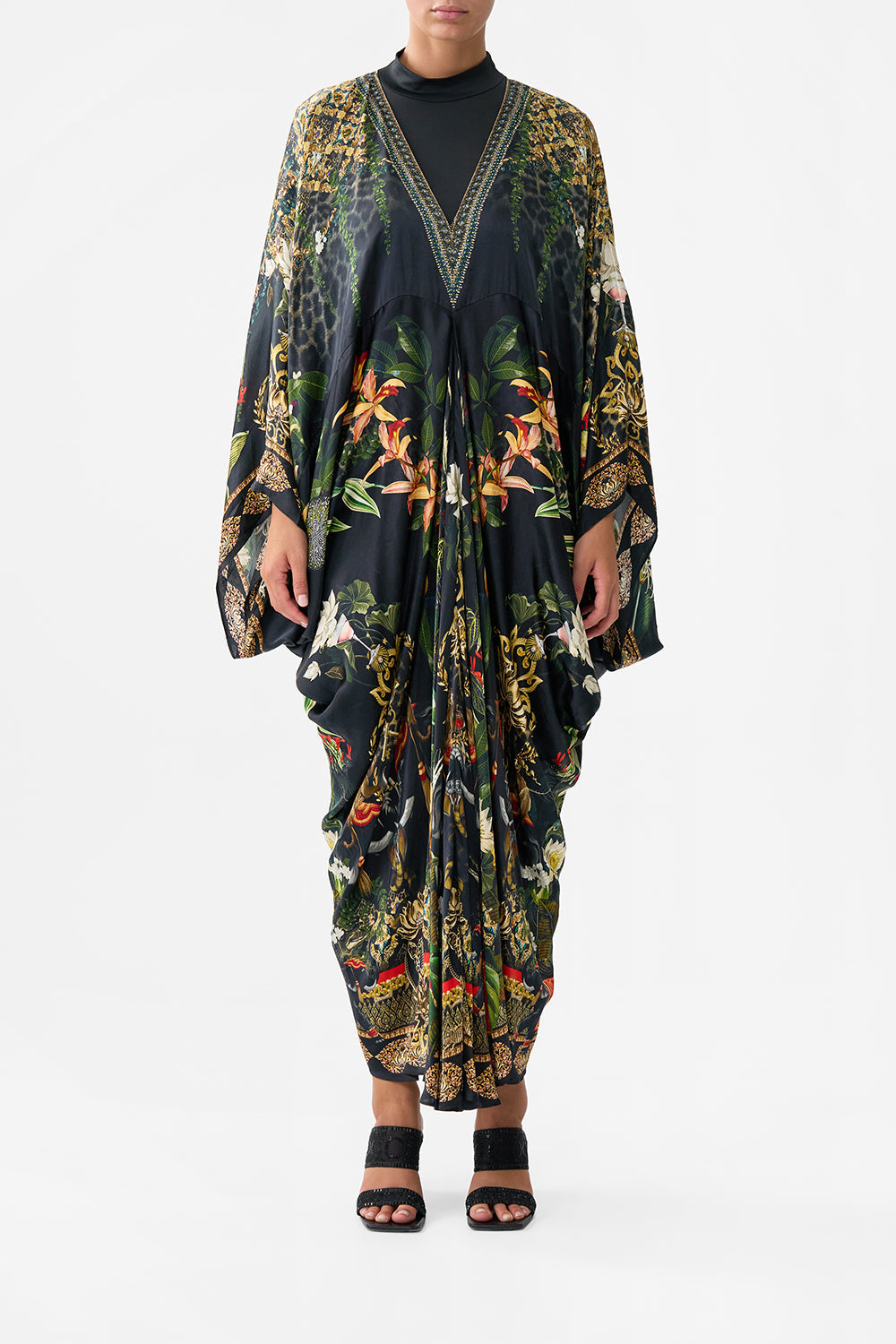 T SHAPE LONG KAFTAN READY FOR MY WELCOME DRINK