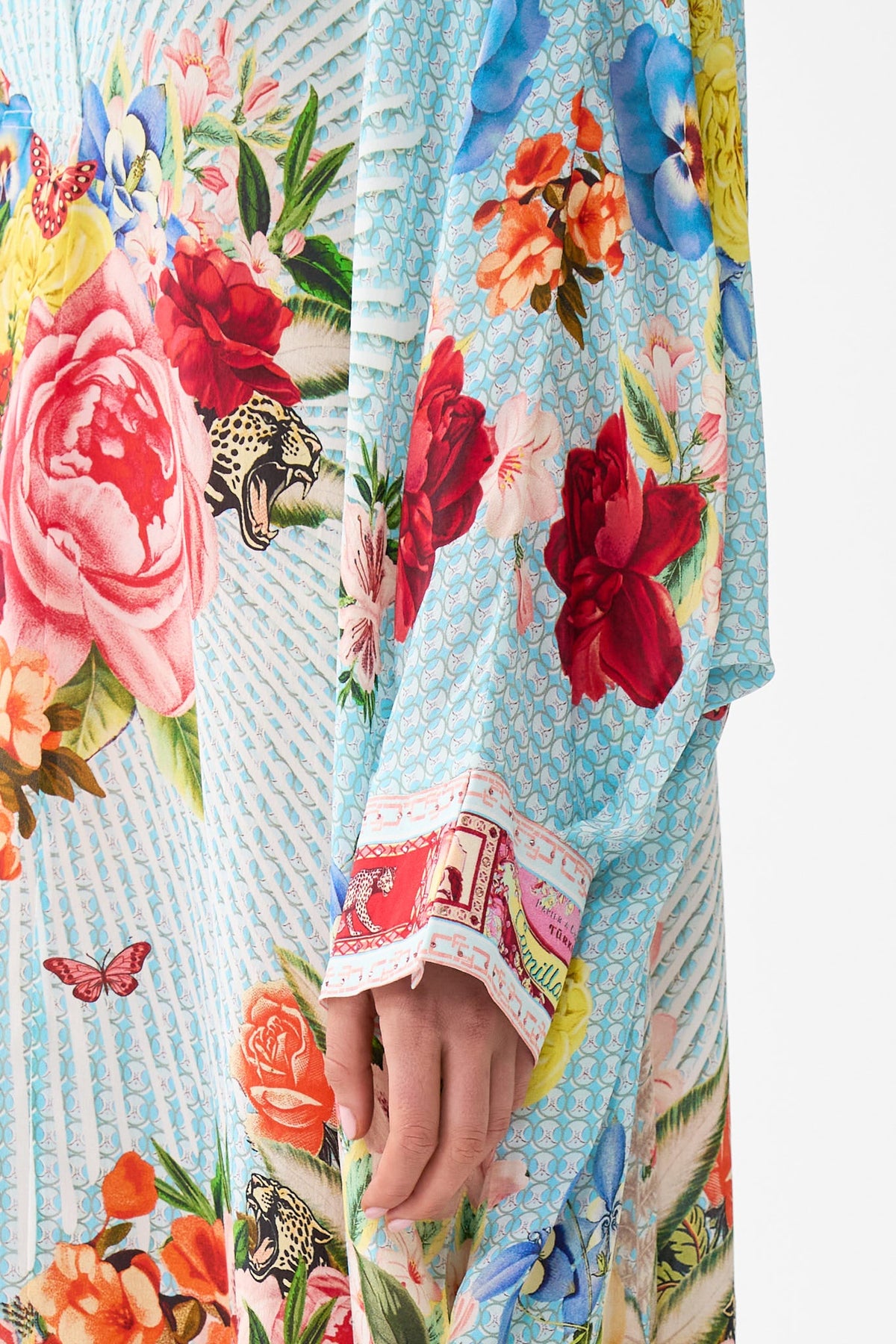 WING COLLAR KAFTAN PAPERS AND CURIOUS CAPERS