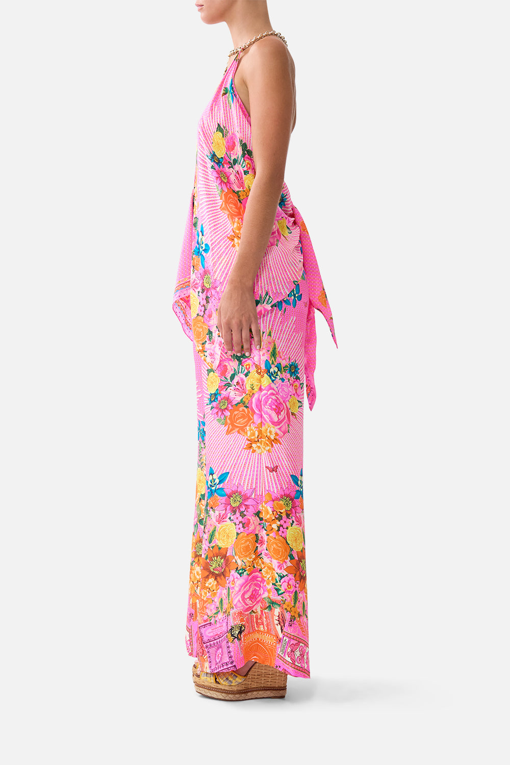 KNOTTED SCARF TOP ILLUSTRATION NATION