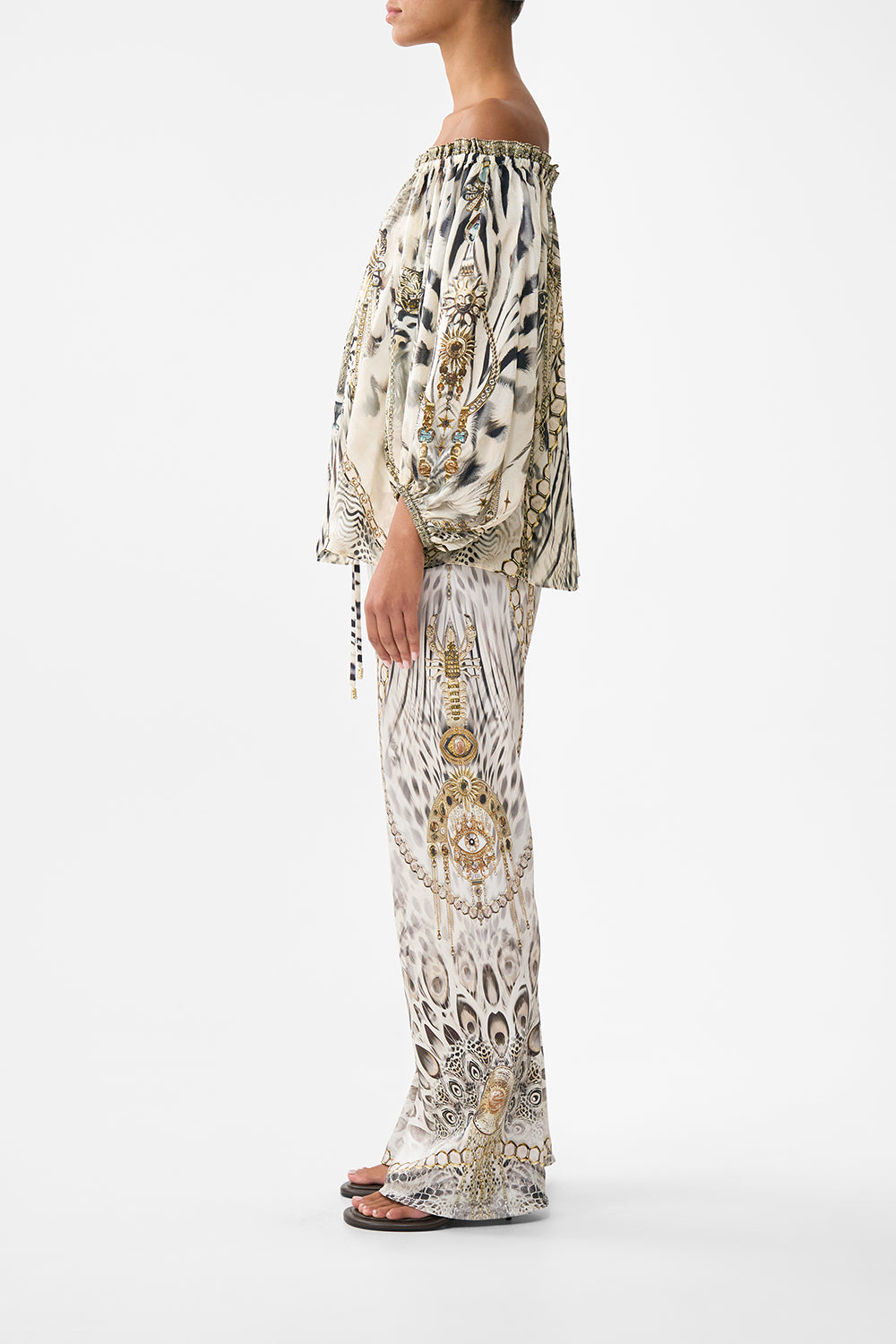 FRILL OFF SHOULDER TOP LADY LIONHEART