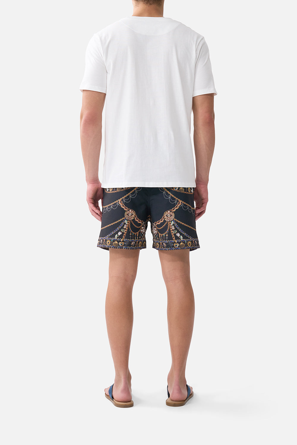 RELAXED HEAVYWEIGHT CREW NECK TEE AMULETS AND ALCHEMY