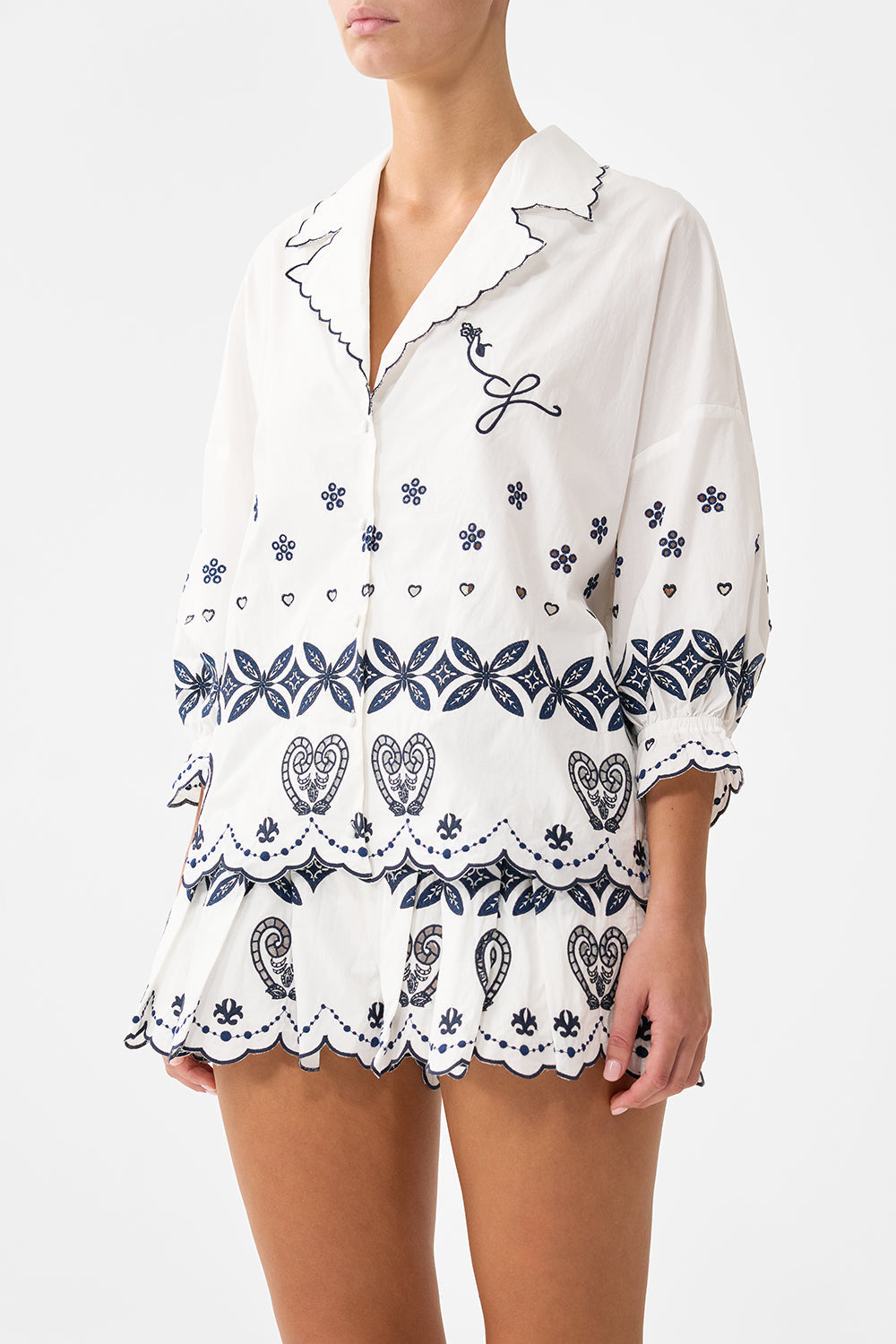 SHIRT WITH GATHERED CUFF A TILED WONDERLAND