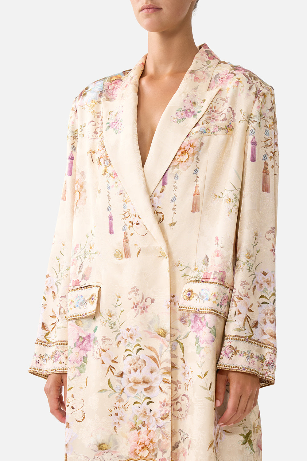 TAILORED OVERSIZED COAT ADORNED IN ARANJUEZ