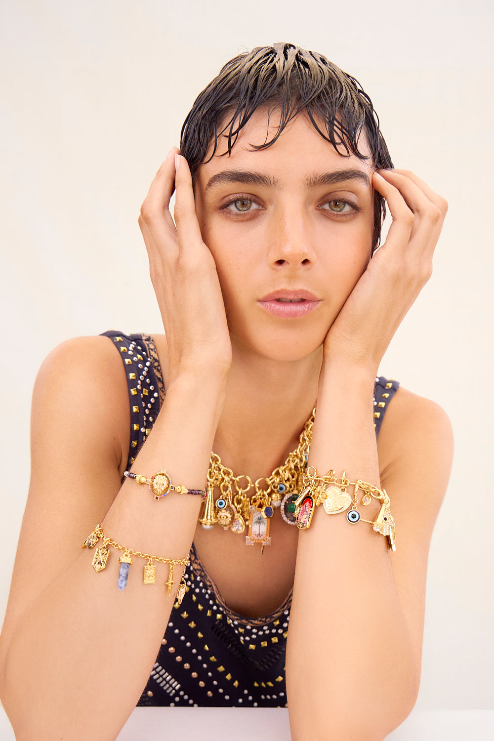 SULTANS, SCRIBES & SHAMANS BEADED BRACELET GOLD