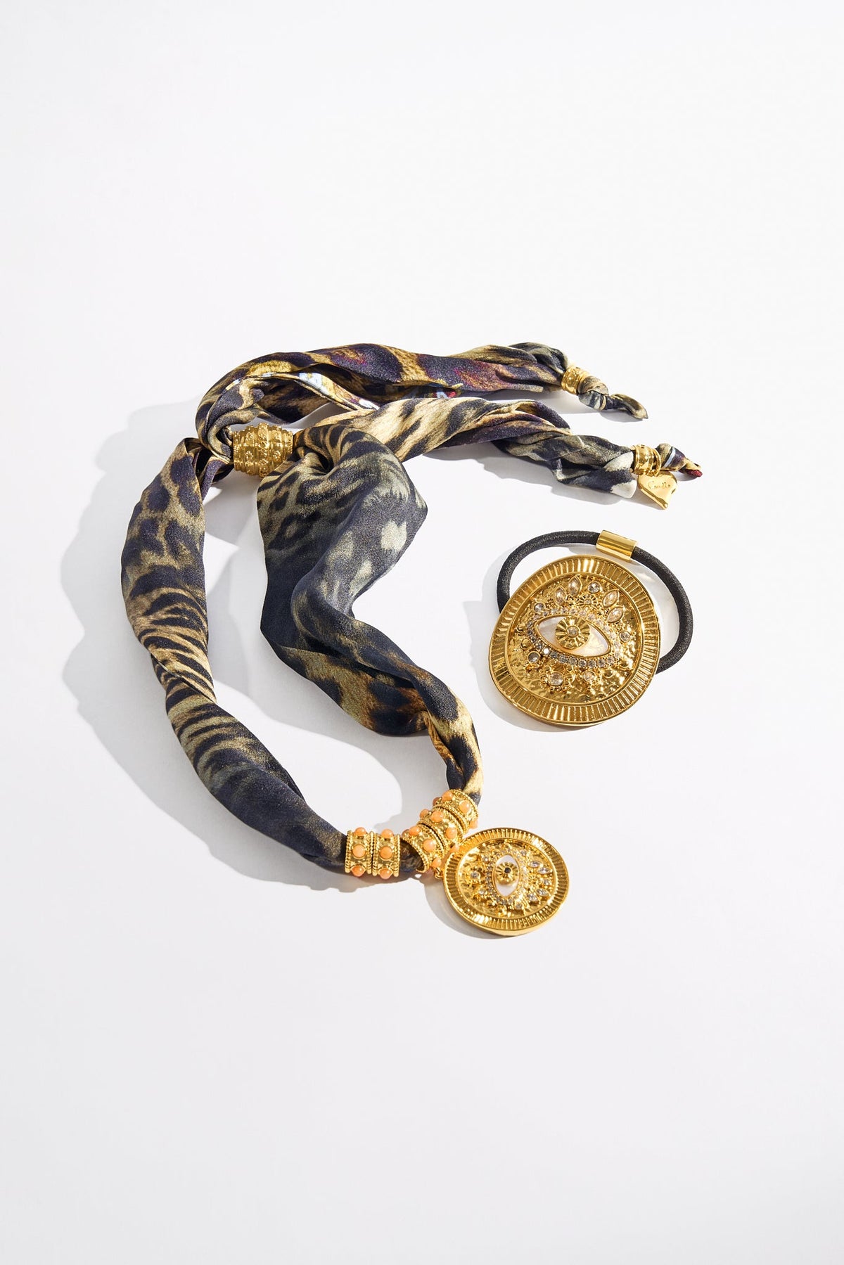 ENCHANTED OCEANIA SILK NECKLACE GOLD