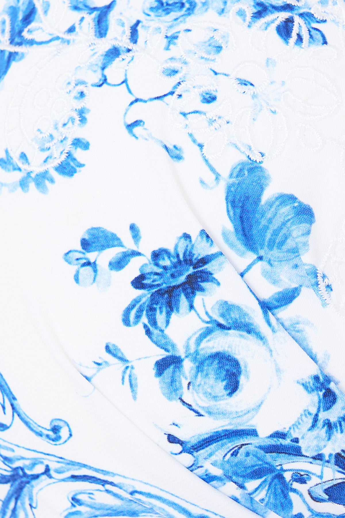 The CAMILLA CURVED HEM RUFFLE DRESS ART FOR THE ARTISANS in our ART FOR THE ARTISANS print.