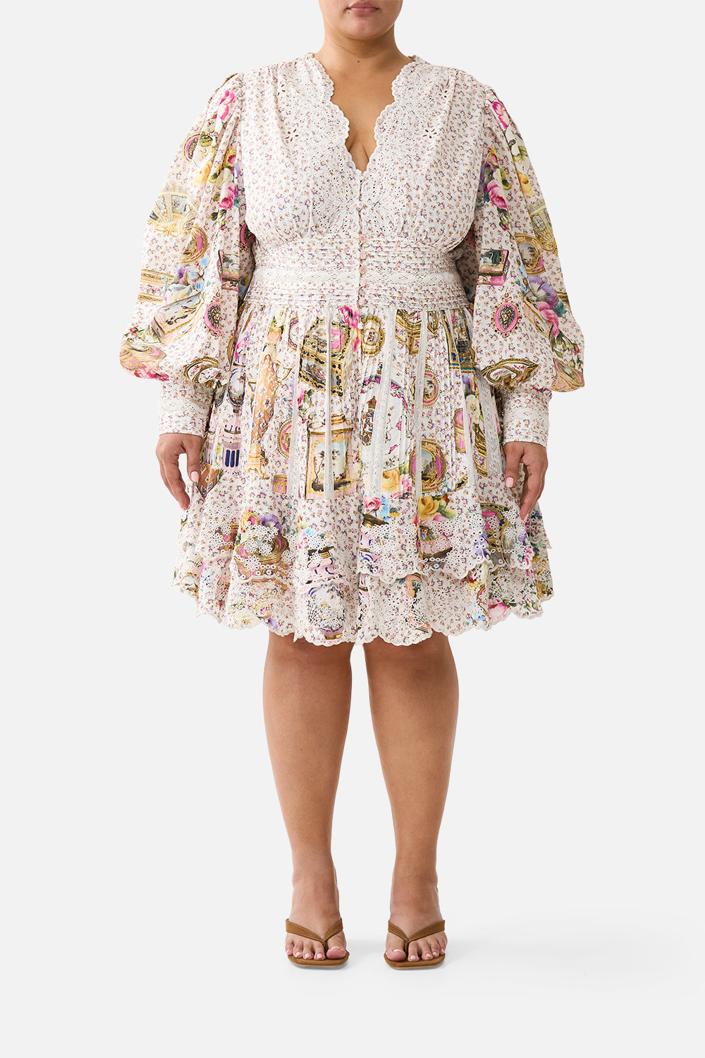 The CAMILLA ROUND NECK KAFTAN VERSES IN VINTAGE in our print.