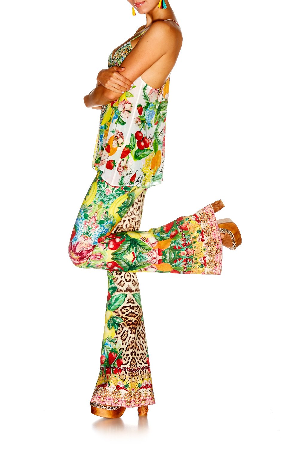 THERES NO PLACE LIKE RIO T BACK SHOESTRING STRAP TOP