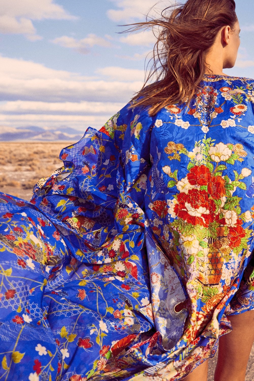 KIMONO WITH LONG UNDER LAYER PLAYING KOI