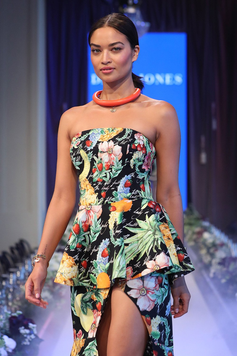 CALL ME CARMEN WRAP SKIRT W FRONT TUCKS