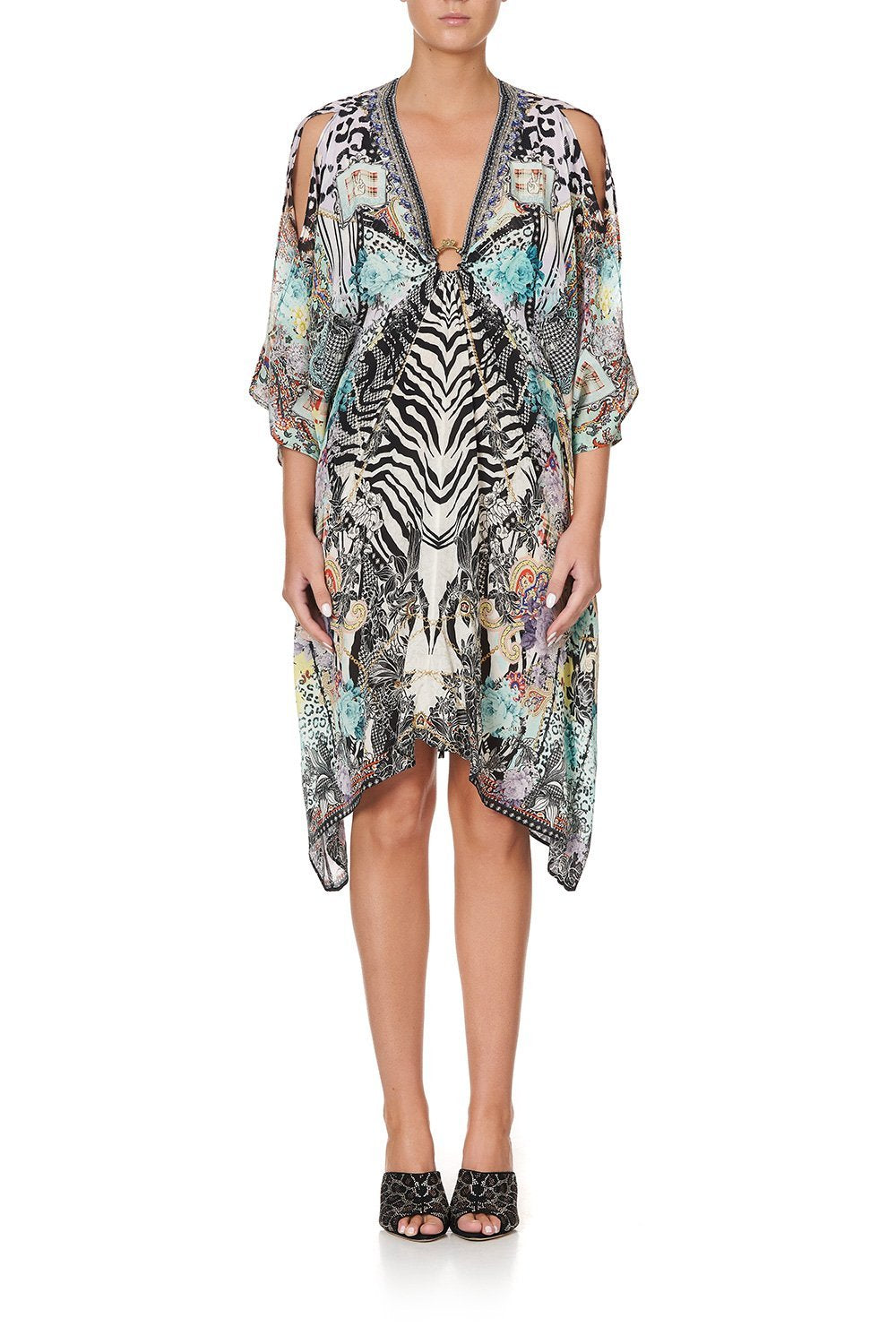 SHORT KAFTAN WITH HARDWARE THINK KINKS