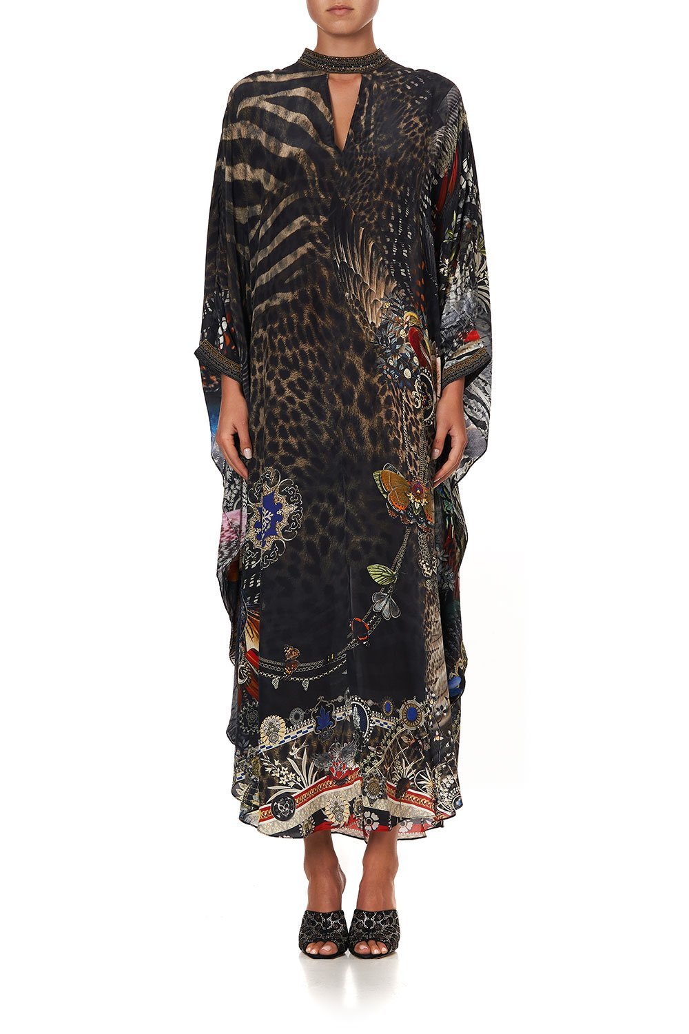 KAFTAN WITH HIGH COLLAR STAND TREASURE CHASER