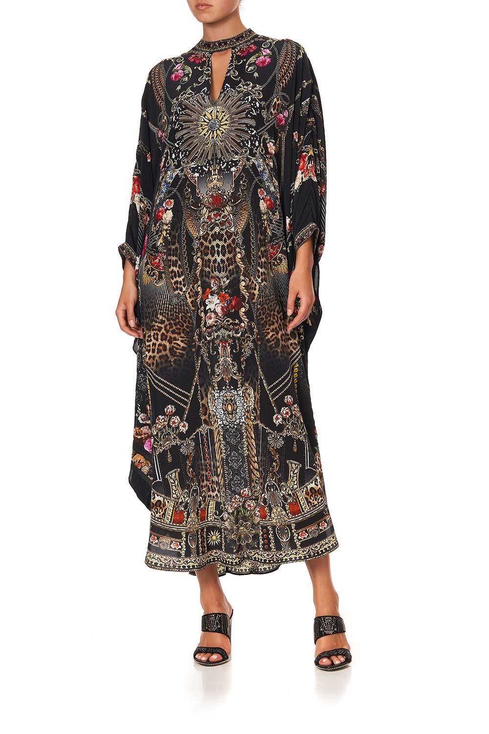 KAFTAN WITH HIGH COLLAR STAND GOTHIC GODDESS