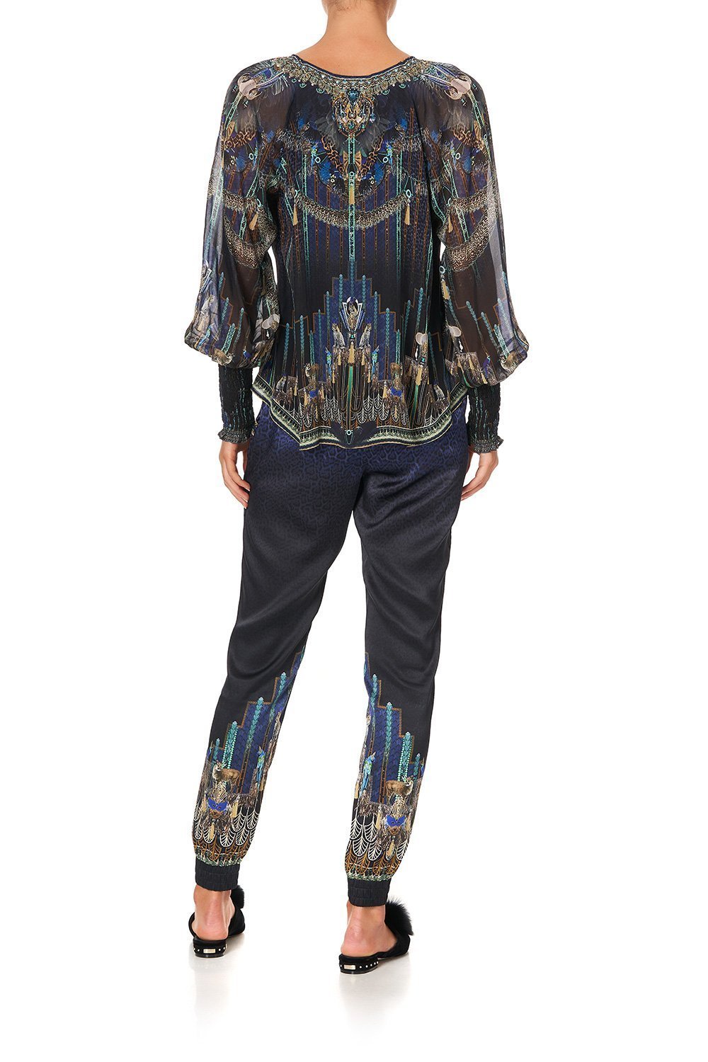 SHIRRED CUFF BLOUSE DRIPPING IN DECO