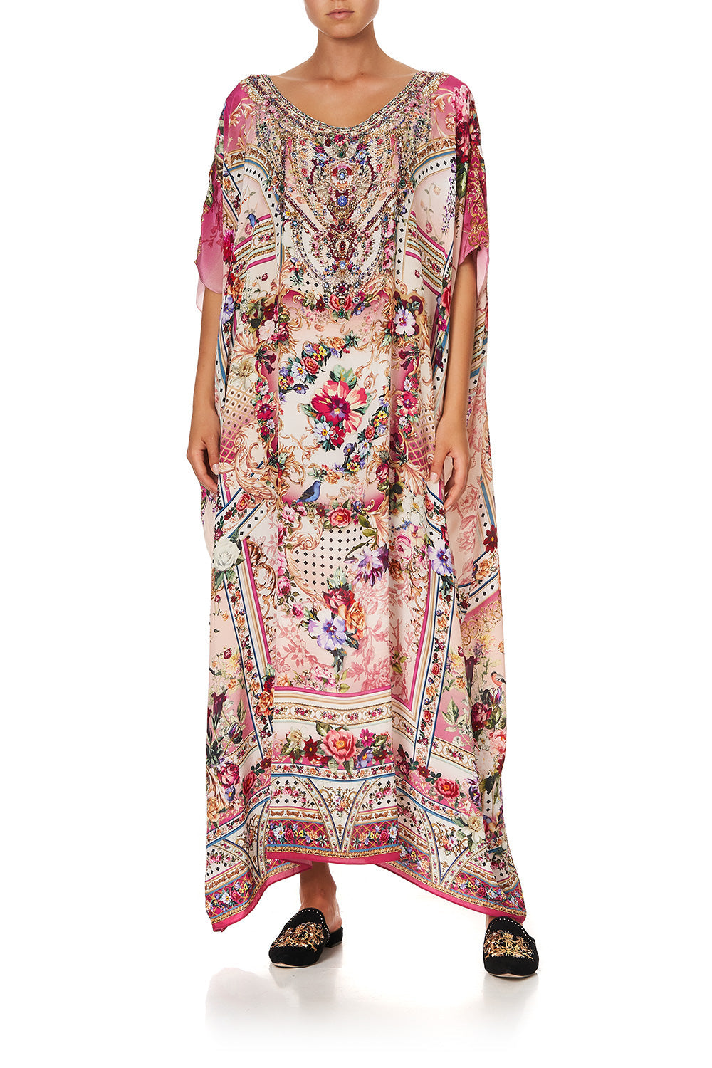 ROUND NECK KAFTAN SUMMONED BY A ROSE