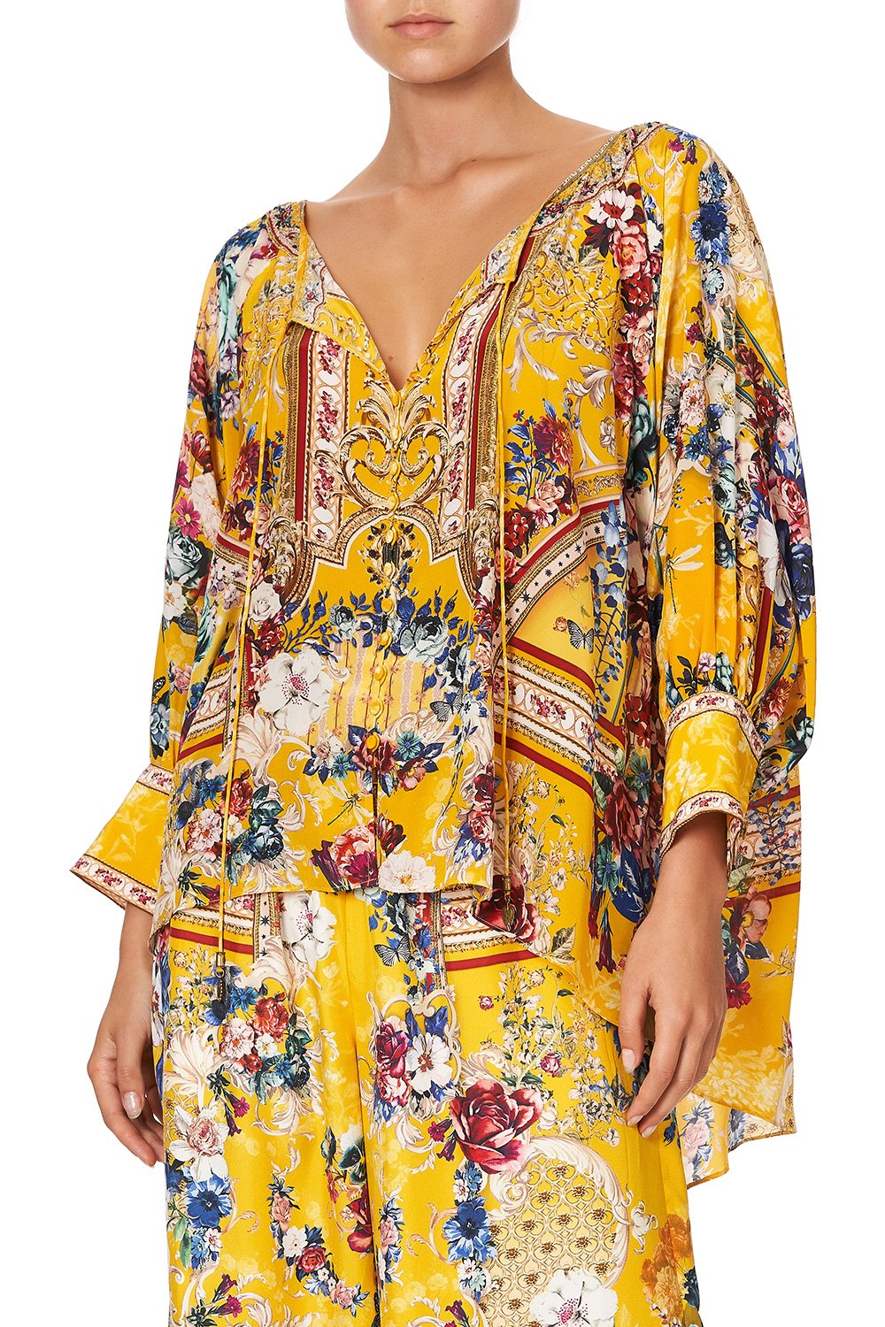 RAGLAN SLEEVE BUTTON UP TOP CROWNED ROSES