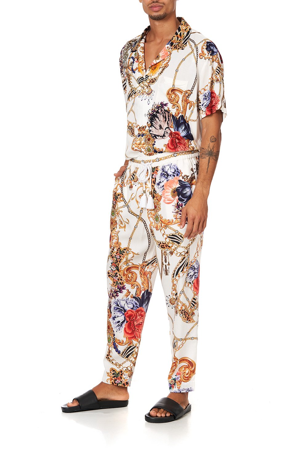 STRAIGHT LEG ELASTICATED WAIST PANT REIGN SUPREME