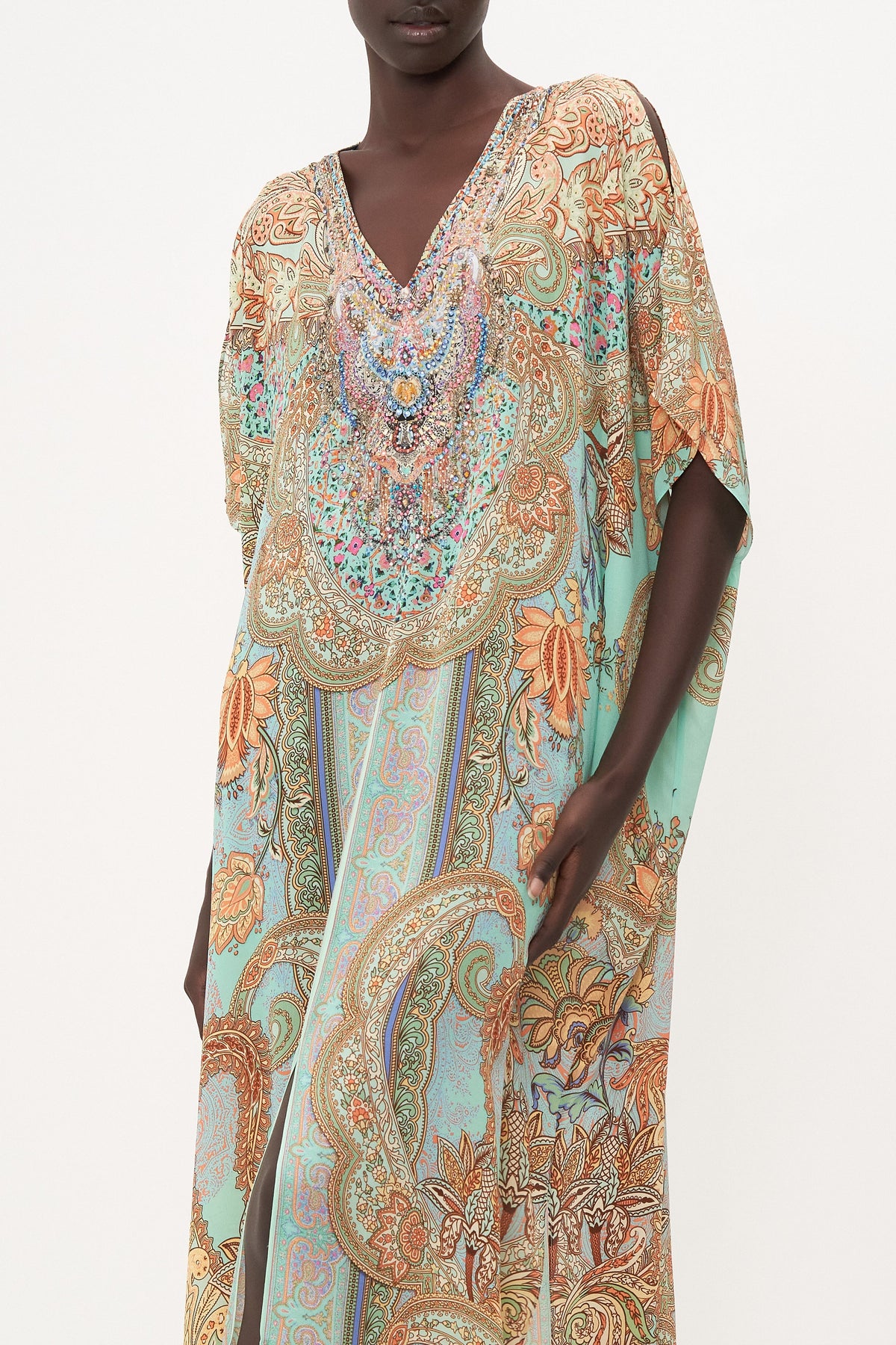 SLIM FIT KAFTAN WITH SPLIT MAKE LOVE NOT WAR