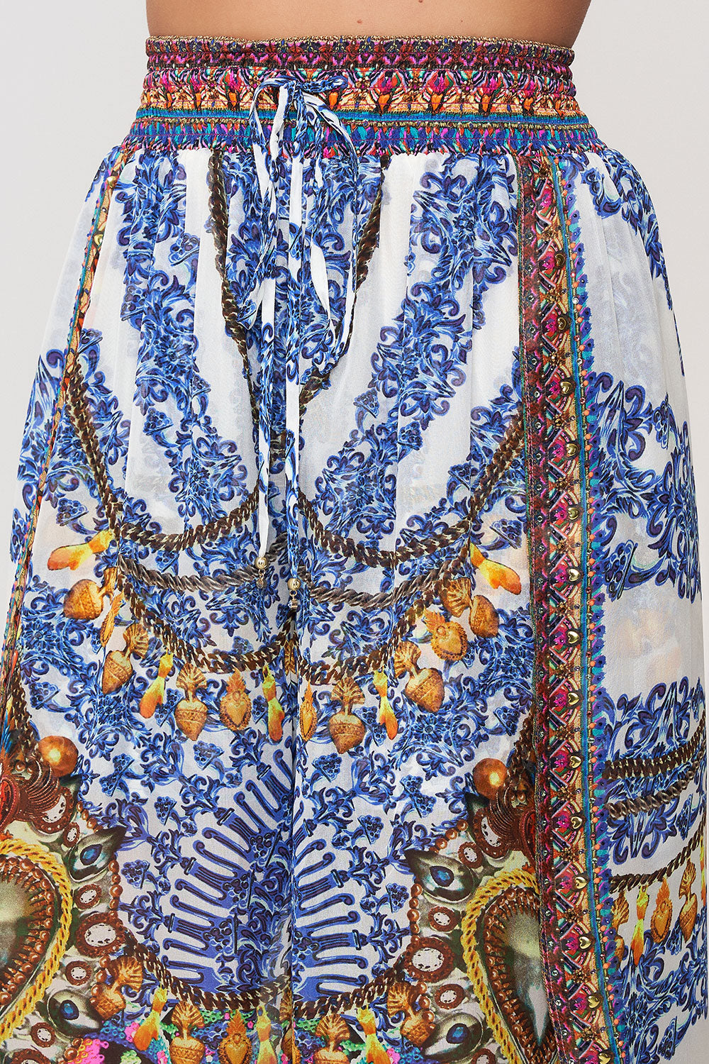 CURVED HEM PANT LUCKY CHARMS