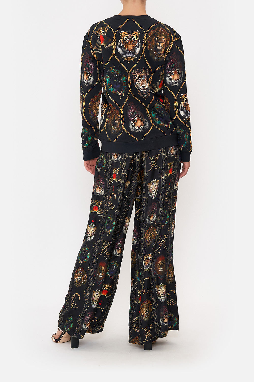 ROUND NECK SWEATER JAGGIS JEWELS