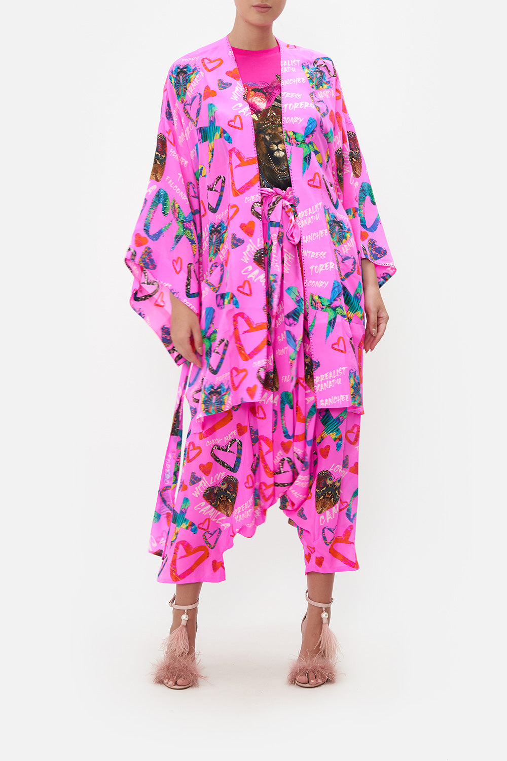 KIMONO WITH TIE BELT WRITINGS ON THE WALL