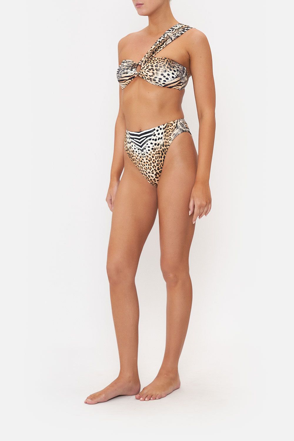 ONE SHOULDER BANDEEU WITH TRIM FOR THE LOVE OF LEO