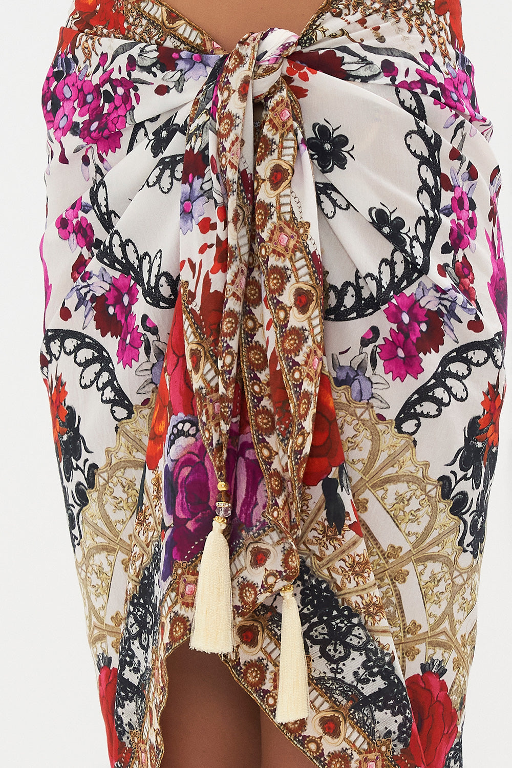 SHORT TASSEL SARONG REIGN OF ROSES