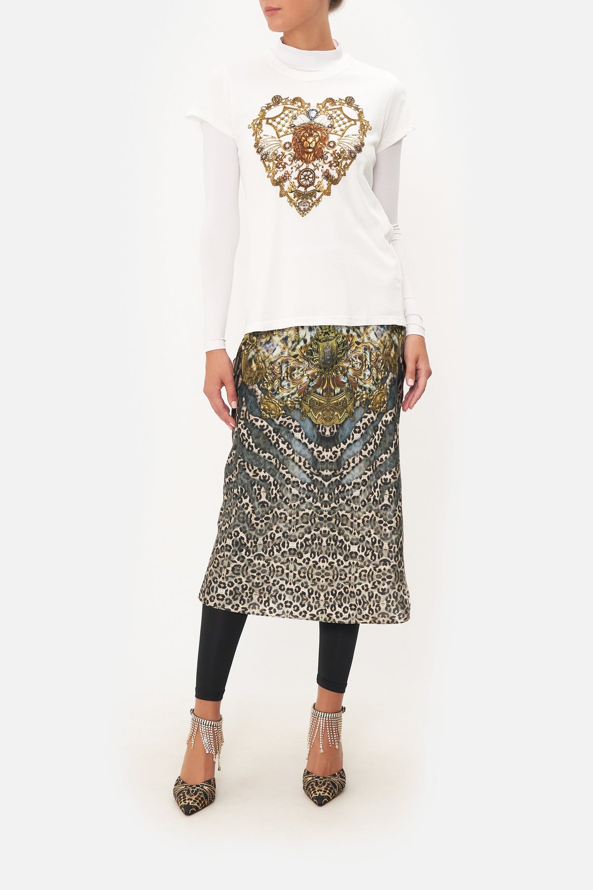 SLIM FIT ROUND NECK T-SHIRT SHADOWS OF ARMADA