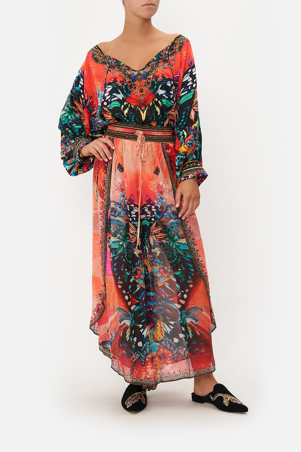 CURVED HEM PANT IN A FLUTTER