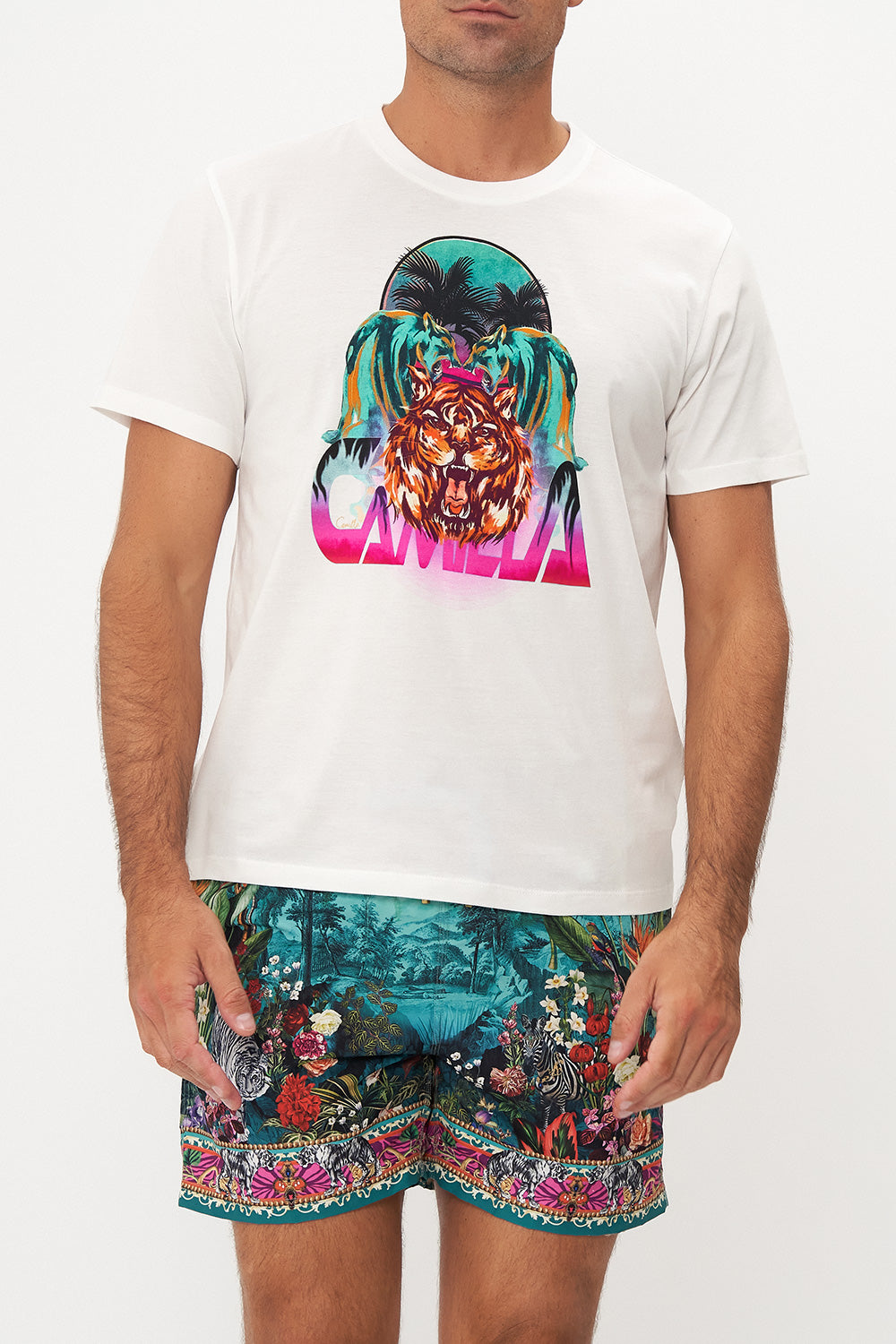 RELAXED FIT TEE UNTAMED RUNAWAY