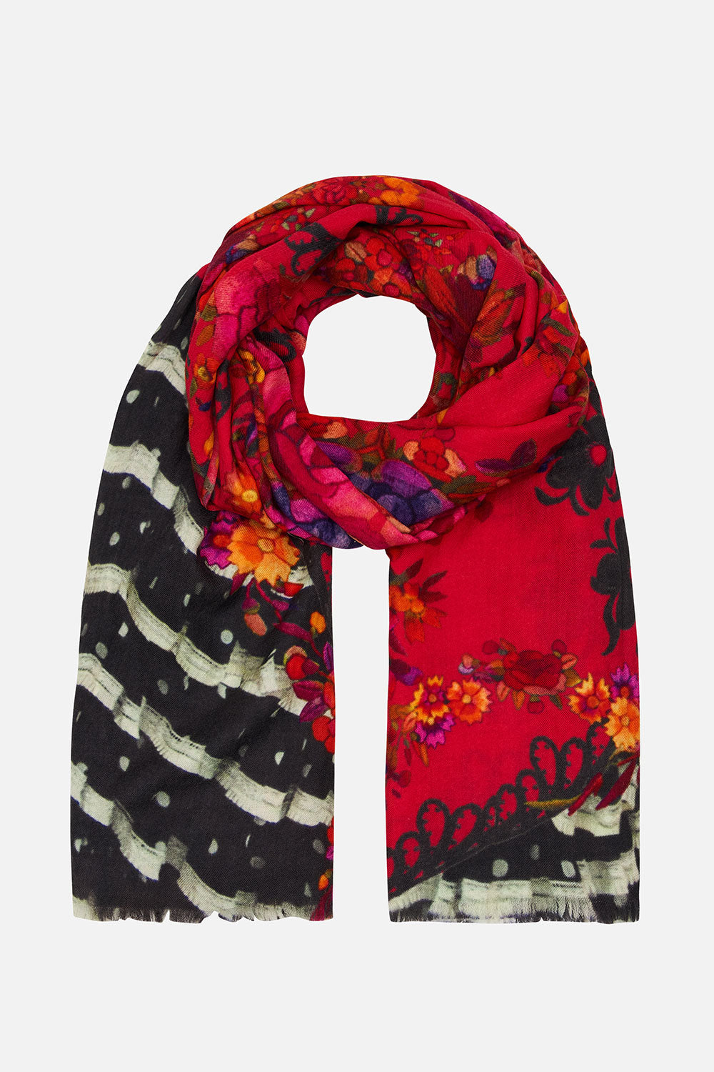 PASHMINA VIEW FROM THE VEIL