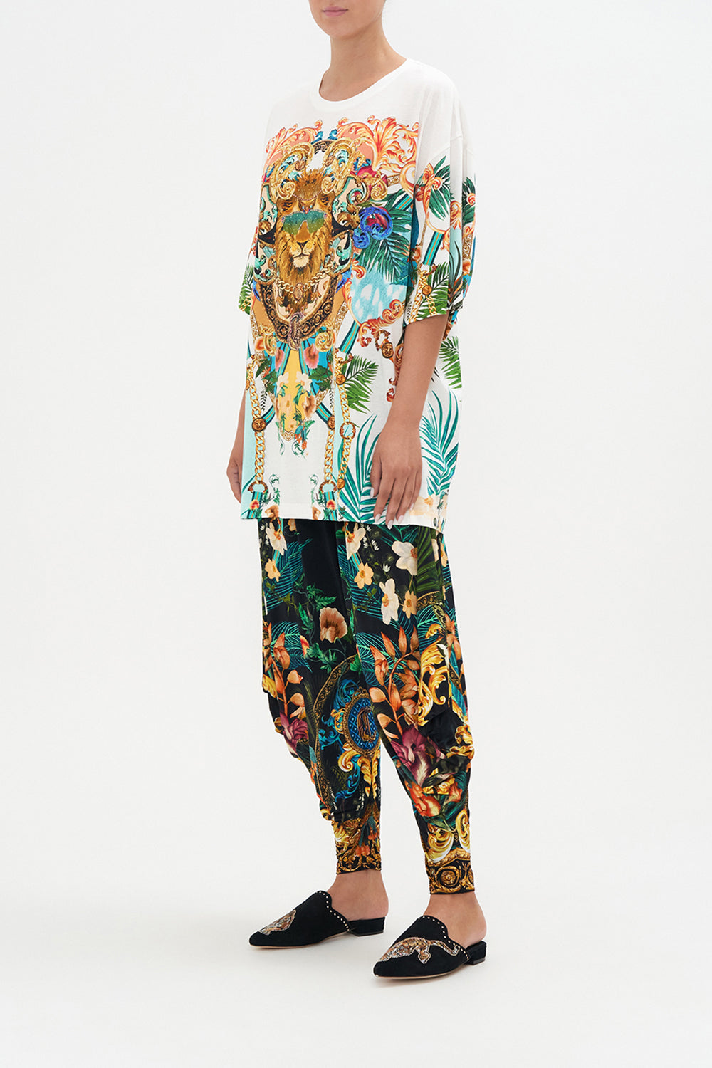 SUPER OVERSIZED TEE ROYALTY LOYALTY